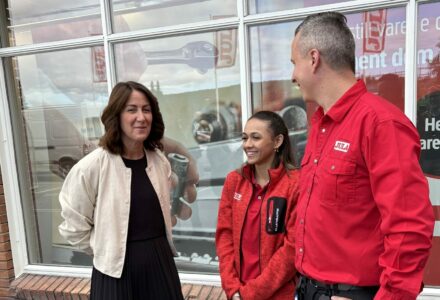 Ny oppfølgingsordning: Regjeringen vil bruke arbeidsinkluderings-bedriftene